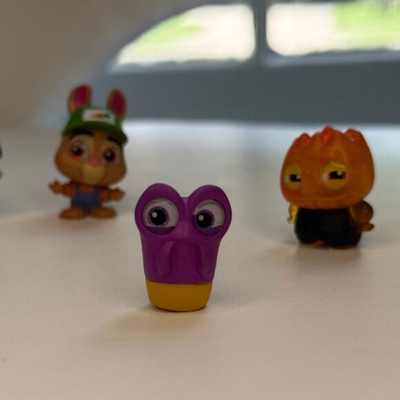 Disney Doorables Series 11 - Lot of 4 Figures - Picture 7 of 8